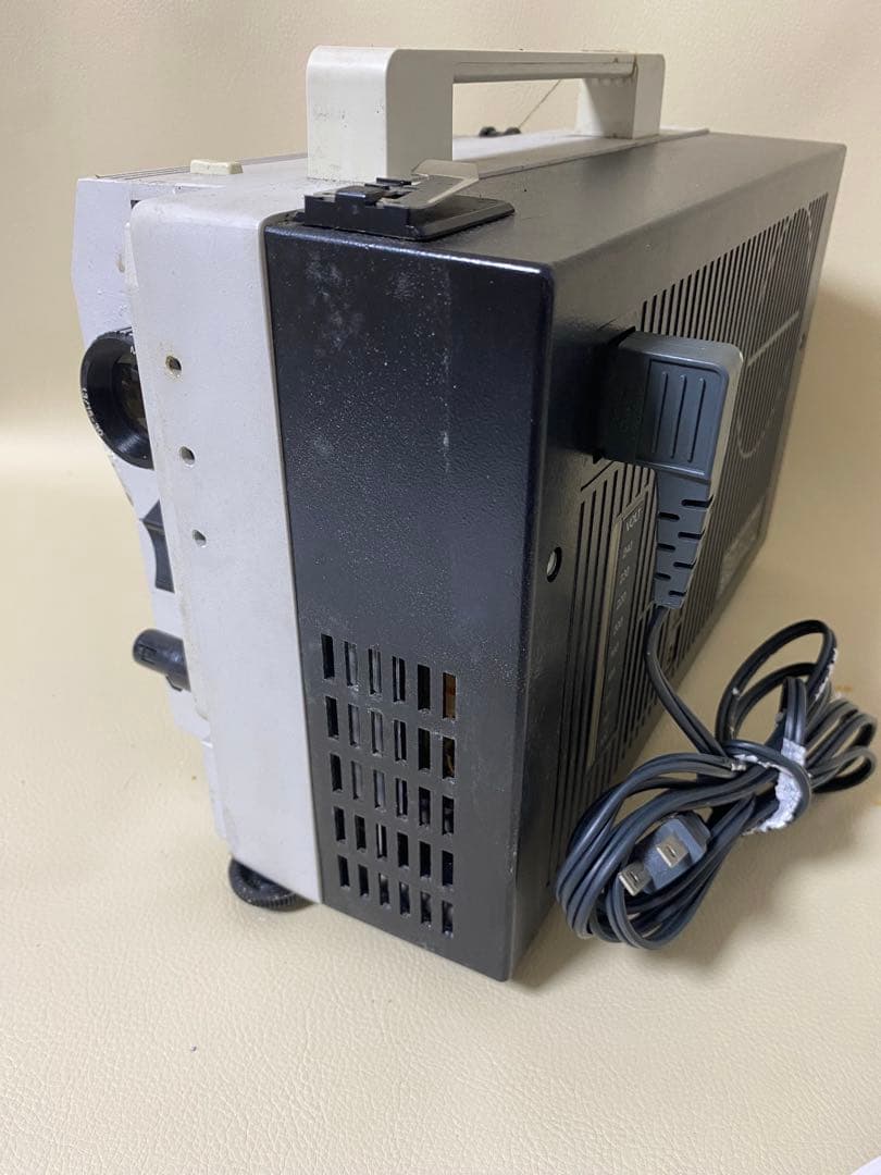 【通電確認済】Bell & Howell FILMOSONIC 本体とリール