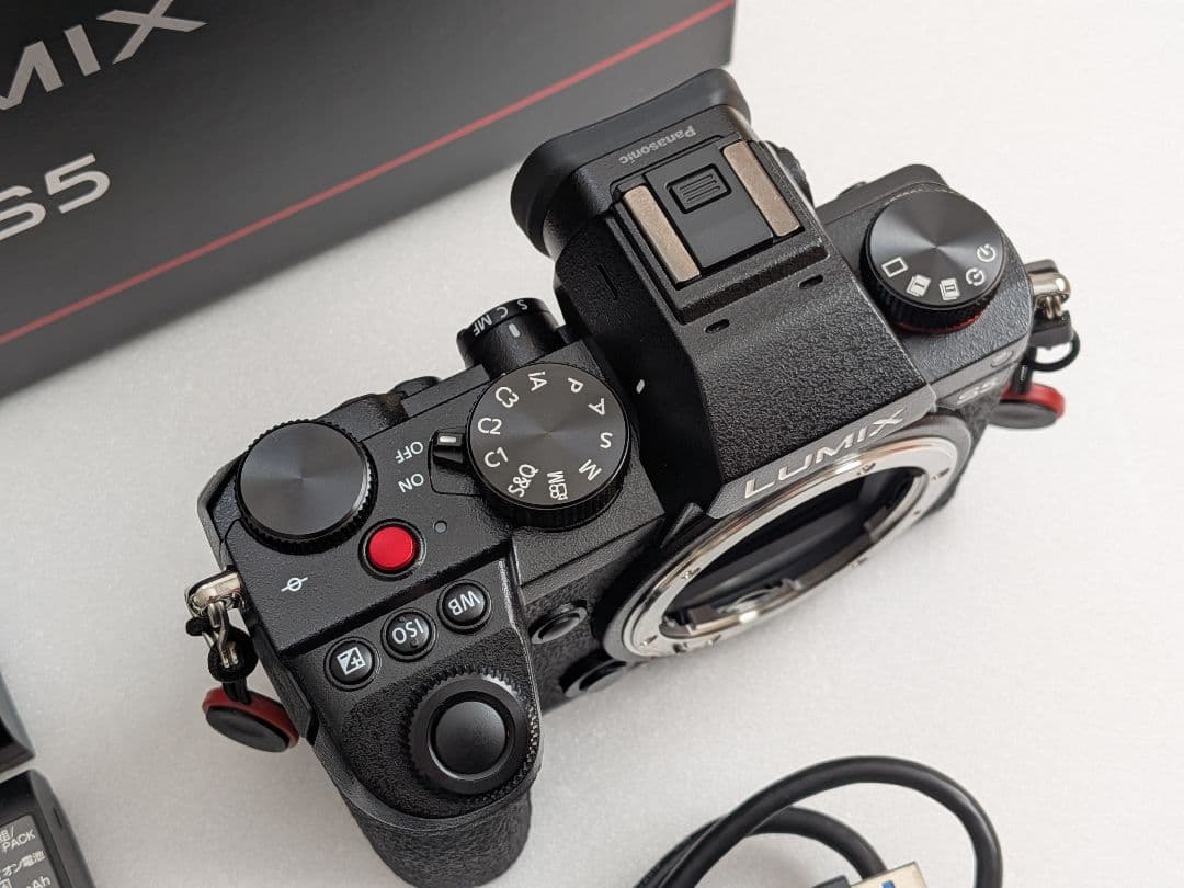 LUMIX S5 ボディ DC-S5-K 　保証有り