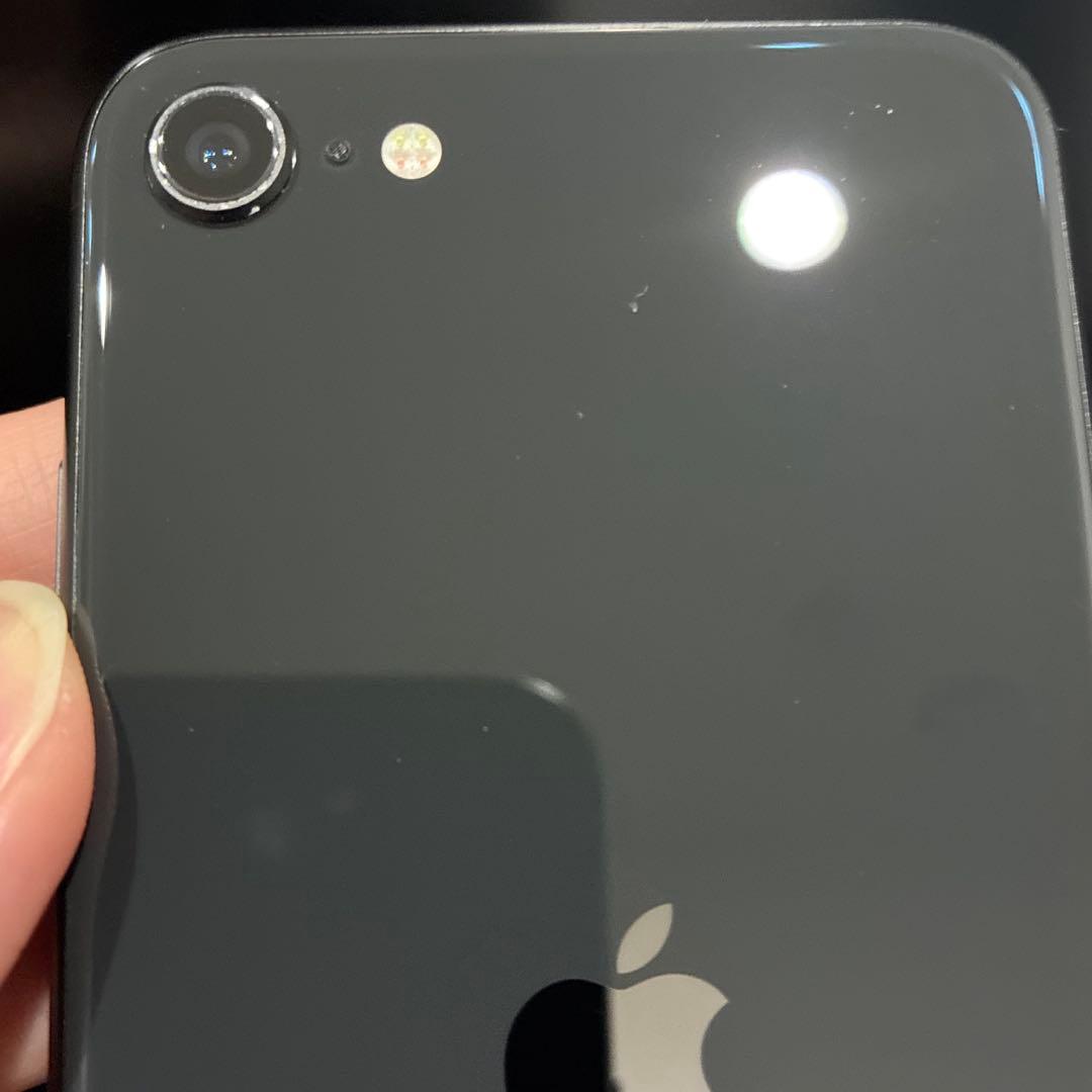 iPhone SE 第2世代 64GB ブラック SIMロック解除済
