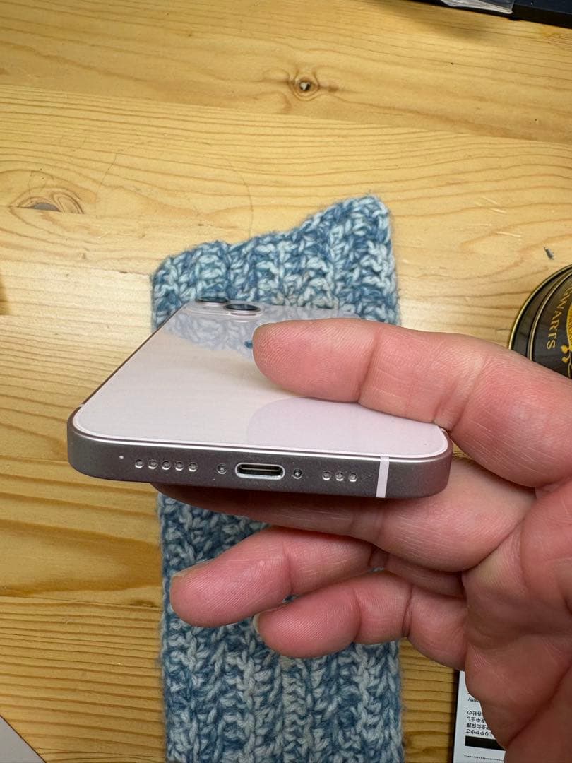 iPhone13 修理歴無し　バッテリー83%