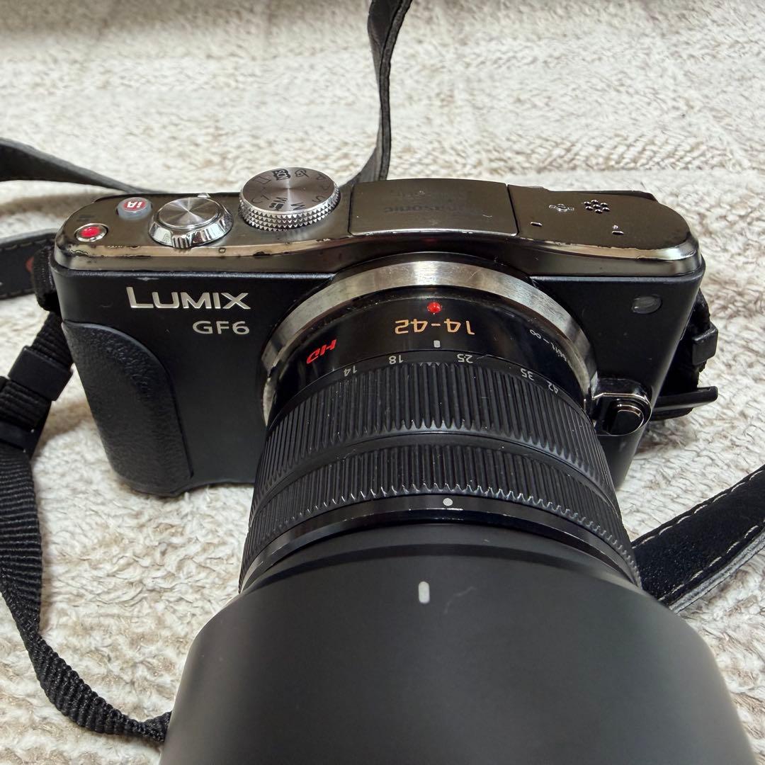 Panasonic LUMIX DMC-GF6 ダブルズームレンズキットブラック