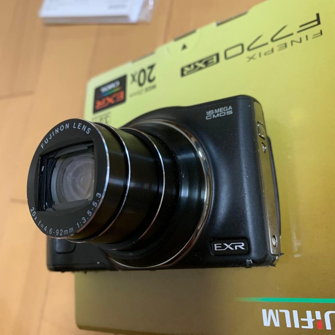 FUJIFILM F770EXR 16メガピクセル コンパクトデジタルカメラ
