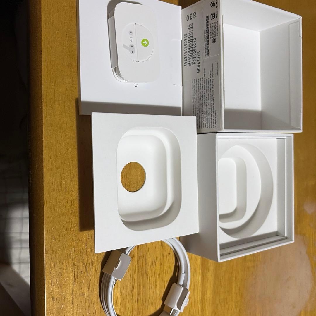 AirPods Pro 2本体 ホワイト 充電ケース付き 左耳のみ