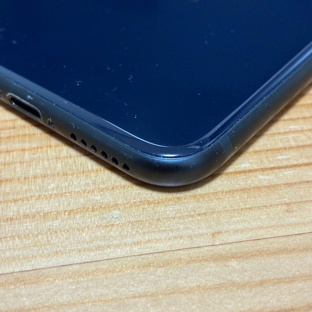 yy17700c バッテリー新品　iPhoneSE第3世代64GB SIMフリー