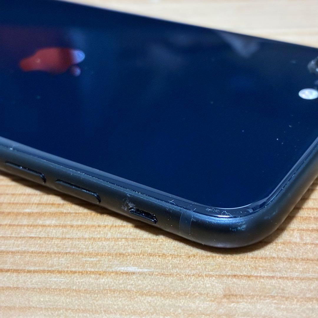 yy17700c バッテリー新品　iPhoneSE第3世代64GB SIMフリー