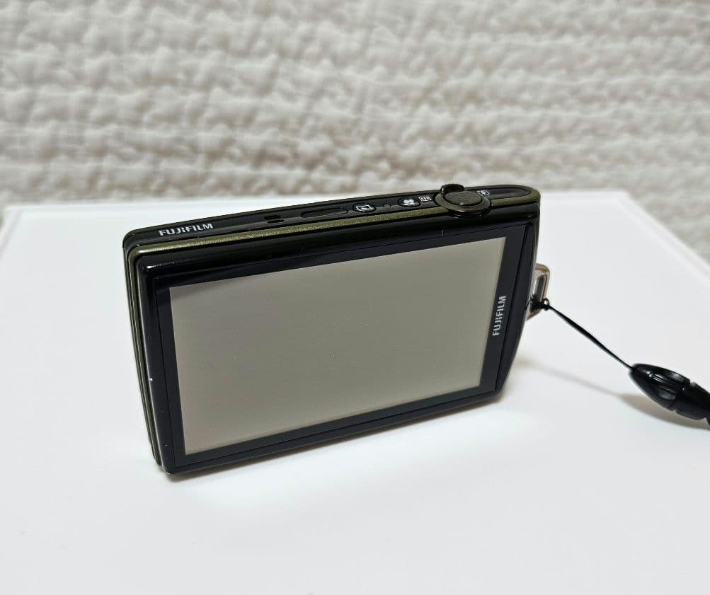 美品✨ FUJIFILM FINEPIX Z1100EXR グリーン 付属品