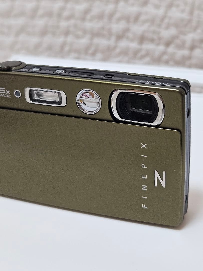 美品✨ FUJIFILM FINEPIX Z1100EXR グリーン 付属品
