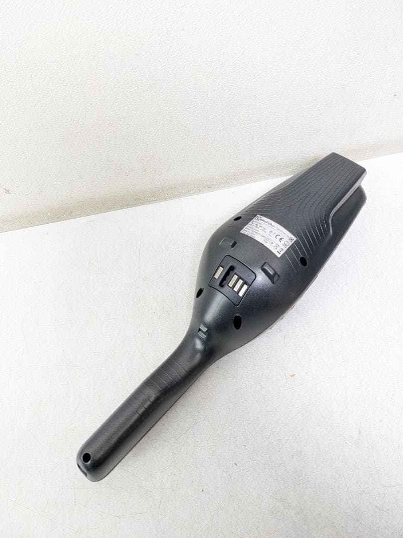 Electrolux スティック掃除機 NV144L15BC