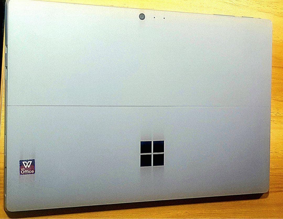 Surface pro4 4GB/128GB corei5バッテリー良好