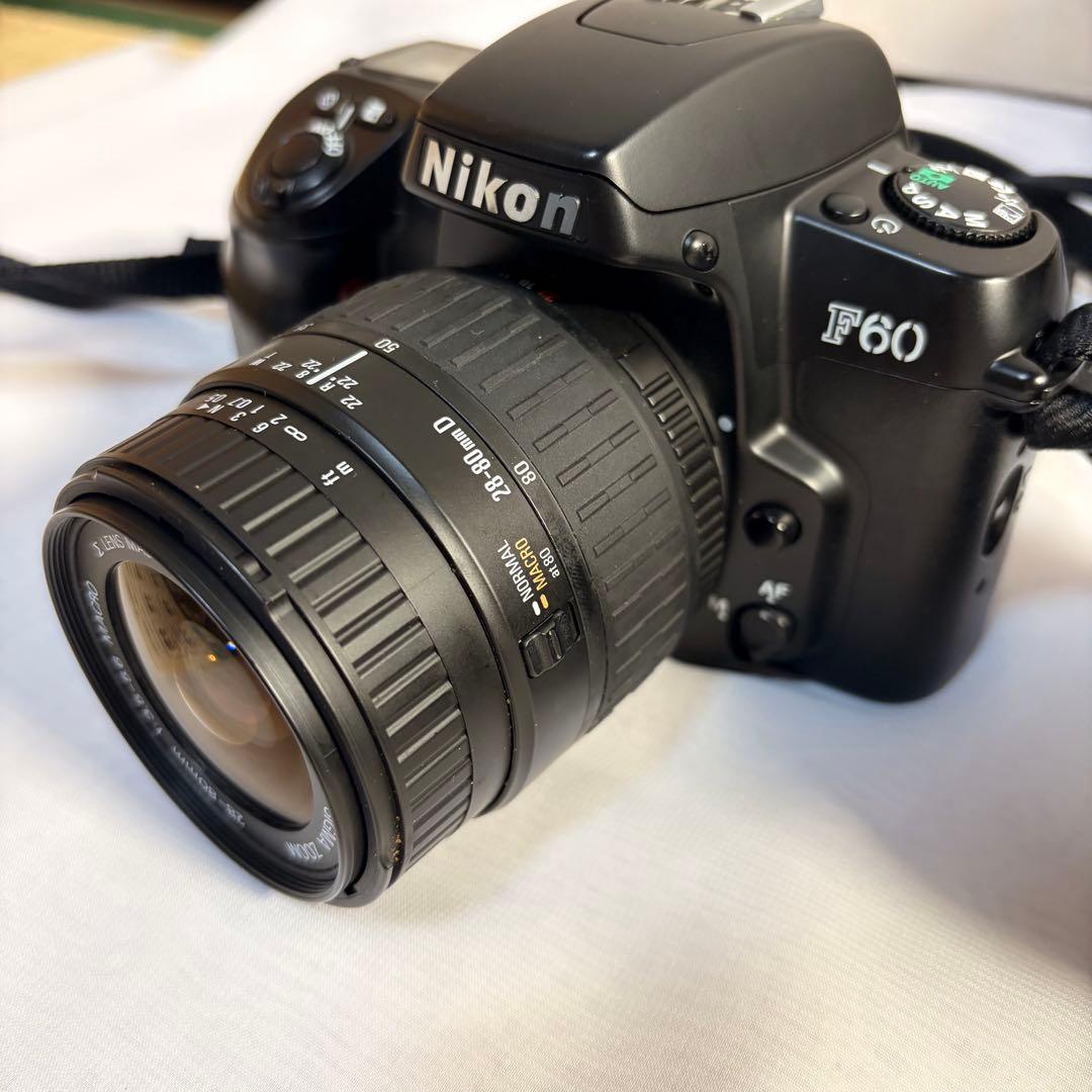 Nikon F60 デジタル一眼レフ カメラ 【送料無料】