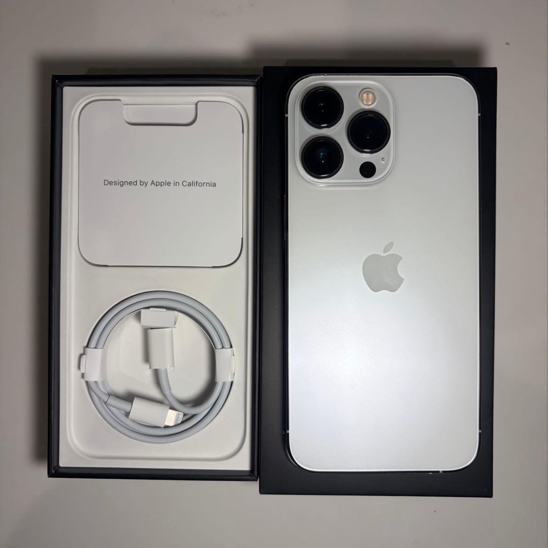 【極美品】iPhone 13 Pro 256GB silver
