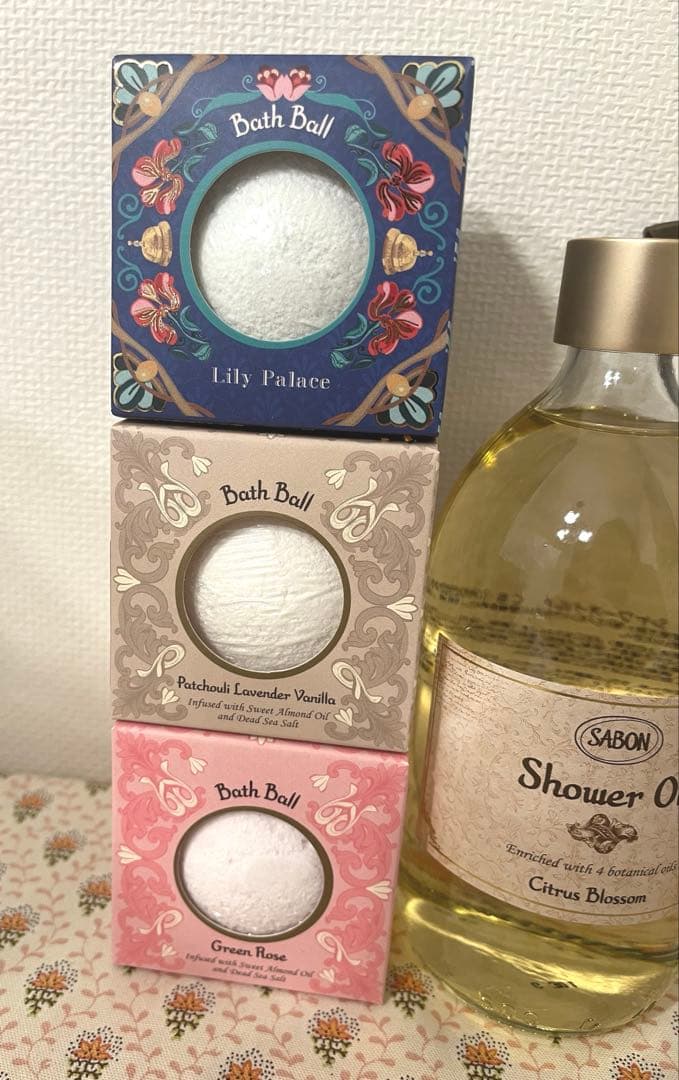 サボン　シャワーオイル＆バスボールセット