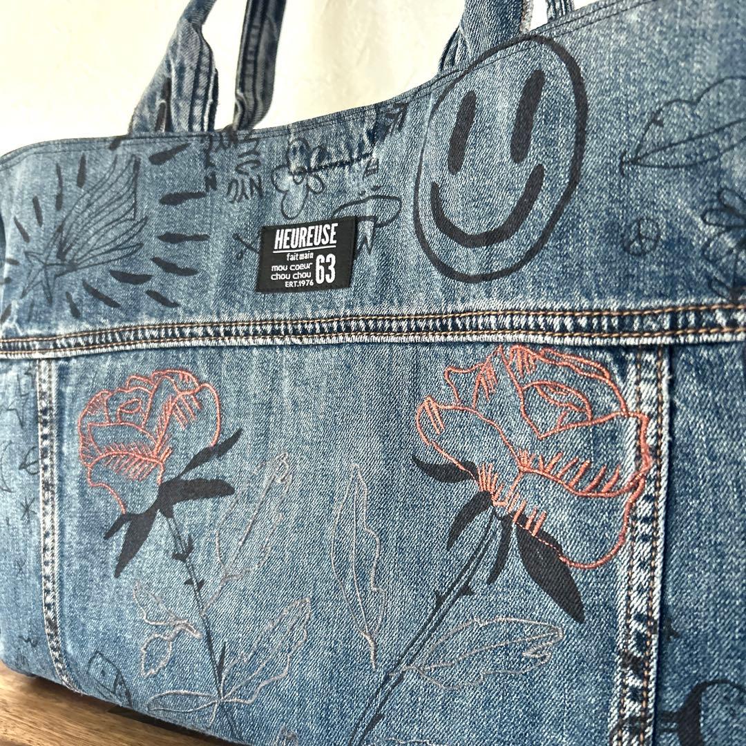 923.イラスト　ペイント　刺繍　デニムリメイク トートバッグ　ジージャン