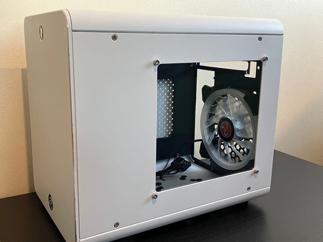 RAIJINTEK METIS PLUS 白 Mini-ITX PCケース
