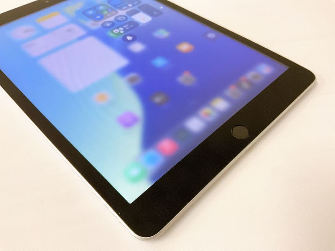 【BT87％】iPad 第9世代 64GB Cellularモデル シルバー
