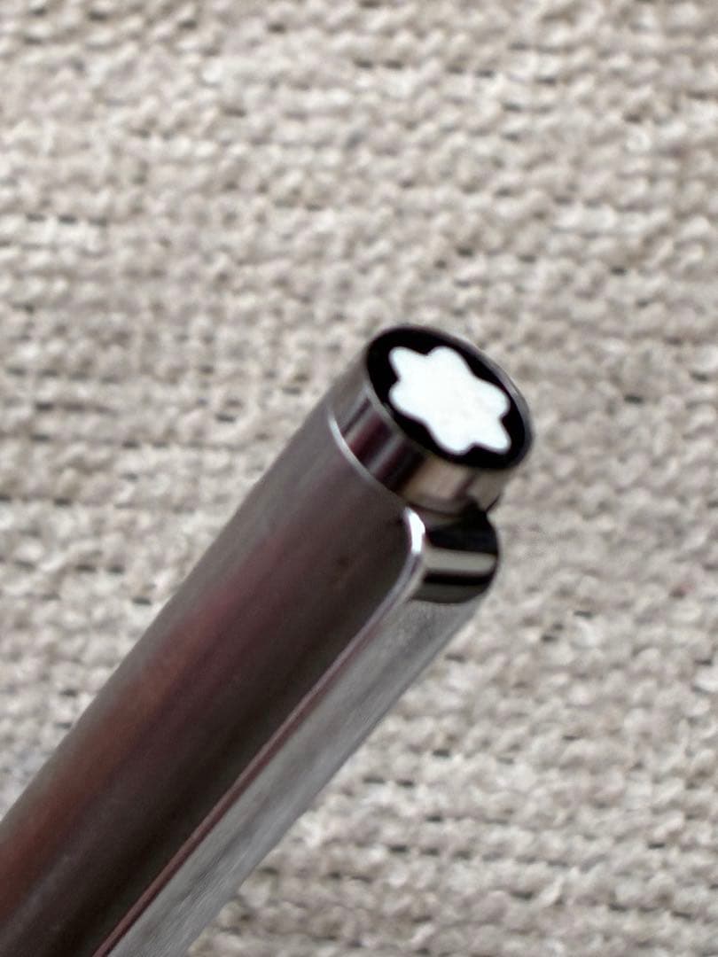 ◾️MONT BLANC モンブラン◾️2色ボールペン◾️ツイスト式◾️シルバー本体