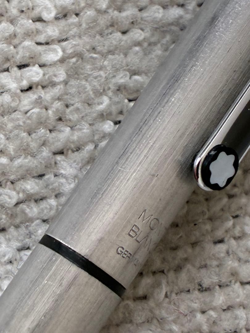 ◾️MONT BLANC モンブラン◾️2色ボールペン◾️ツイスト式◾️シルバー本体