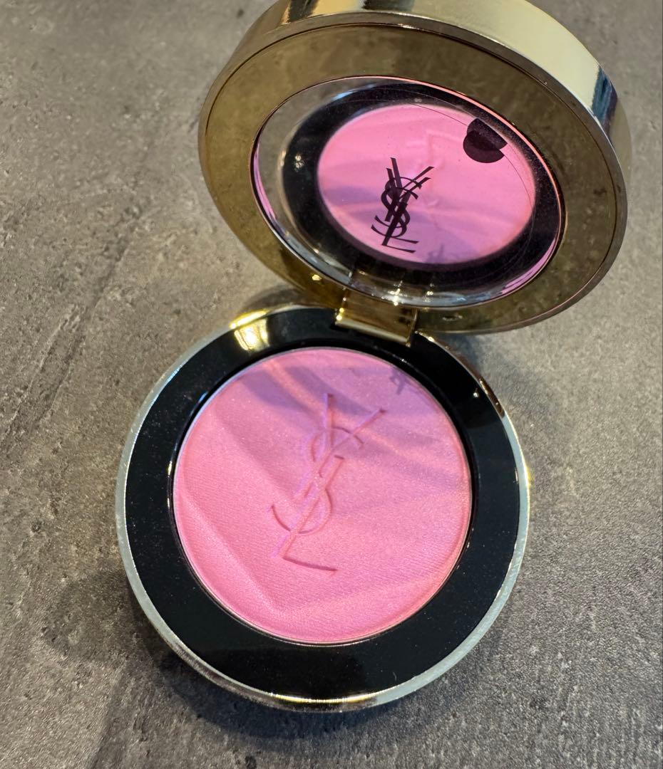 YSL イヴサンローラン　メイクミーブラッシュパウダー 42