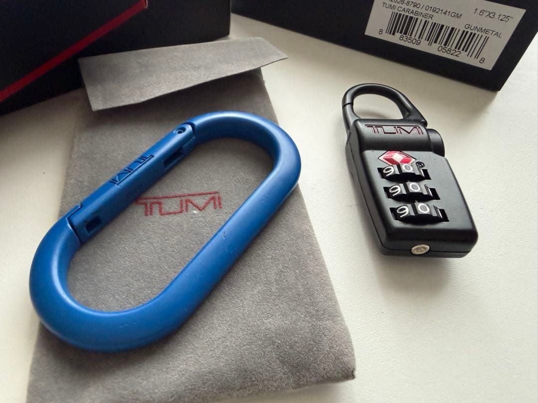 TUMI TSAロック ブラック ブルー カラビナ セット
