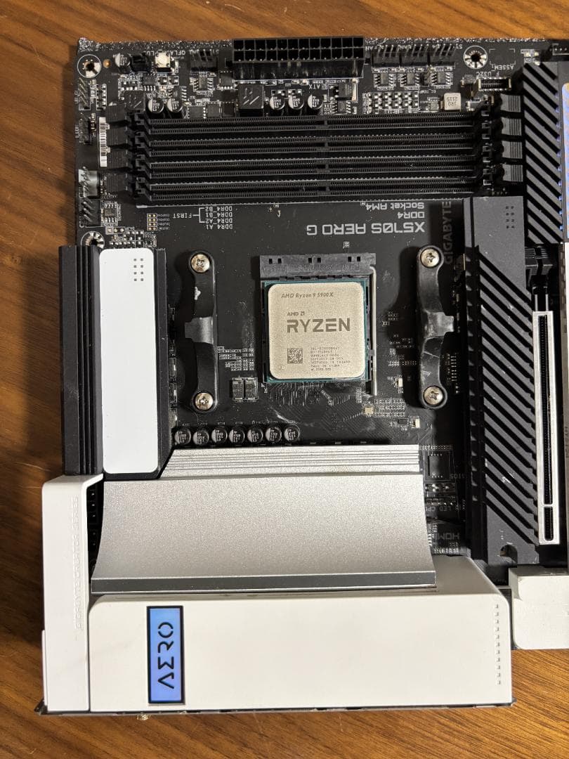 グラフィックボード・グラボ・ビデオカード X570S AERO G + Ryzen9 5900X