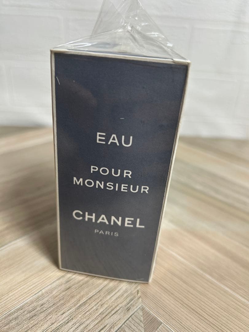 シャネル EAU POUR MONSIEUR 香水 未使用