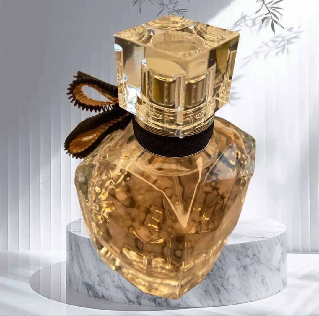 イヴ・サンローラン モン パリ リュミエールオーデトワレ　50ml