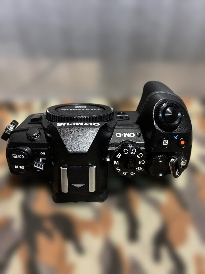 ≪美品≫OLYMPUS オリンパス OM-D E-M1 Mark Ⅲ ボディ