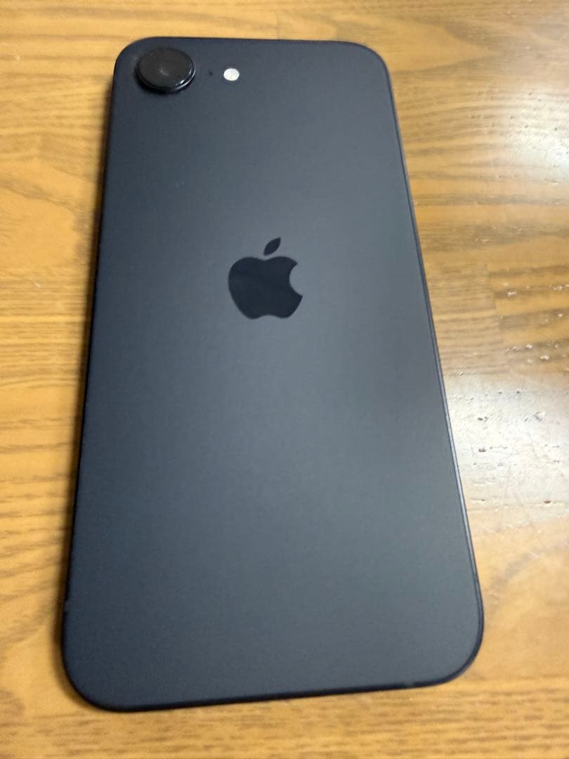 s*i様 iPhone 16 e 128 GB