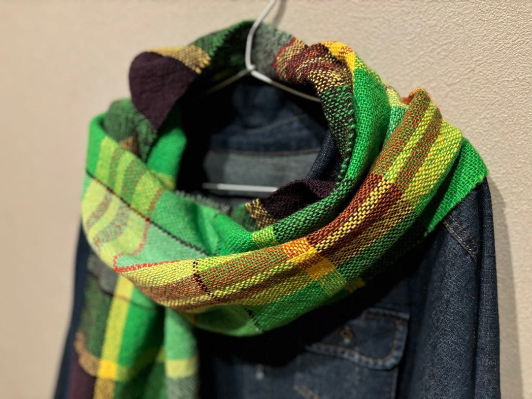 ハンドメイド チェック柄マフラー　手織り　さをり織り　ストール