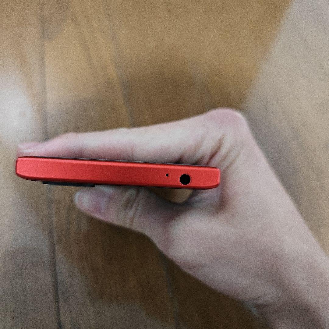 日本版 BlackBerry KEY2 RED Edition