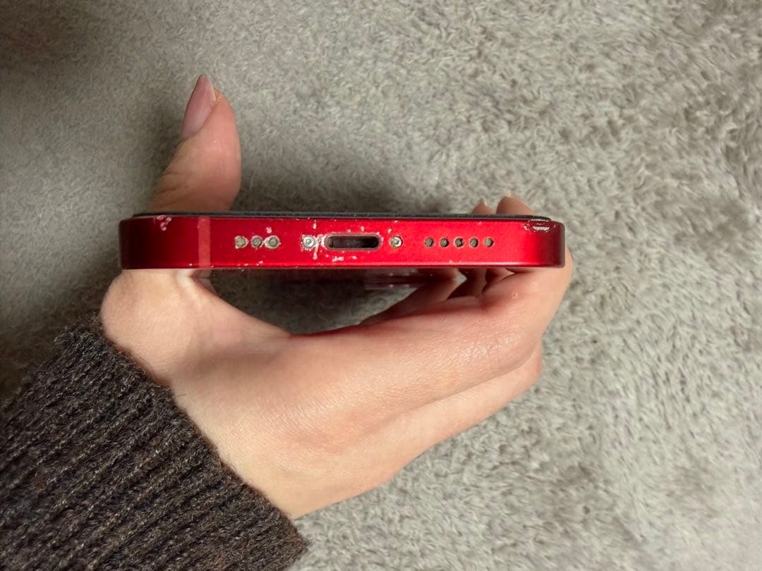Apple iPhone 13 Product Red 本体
