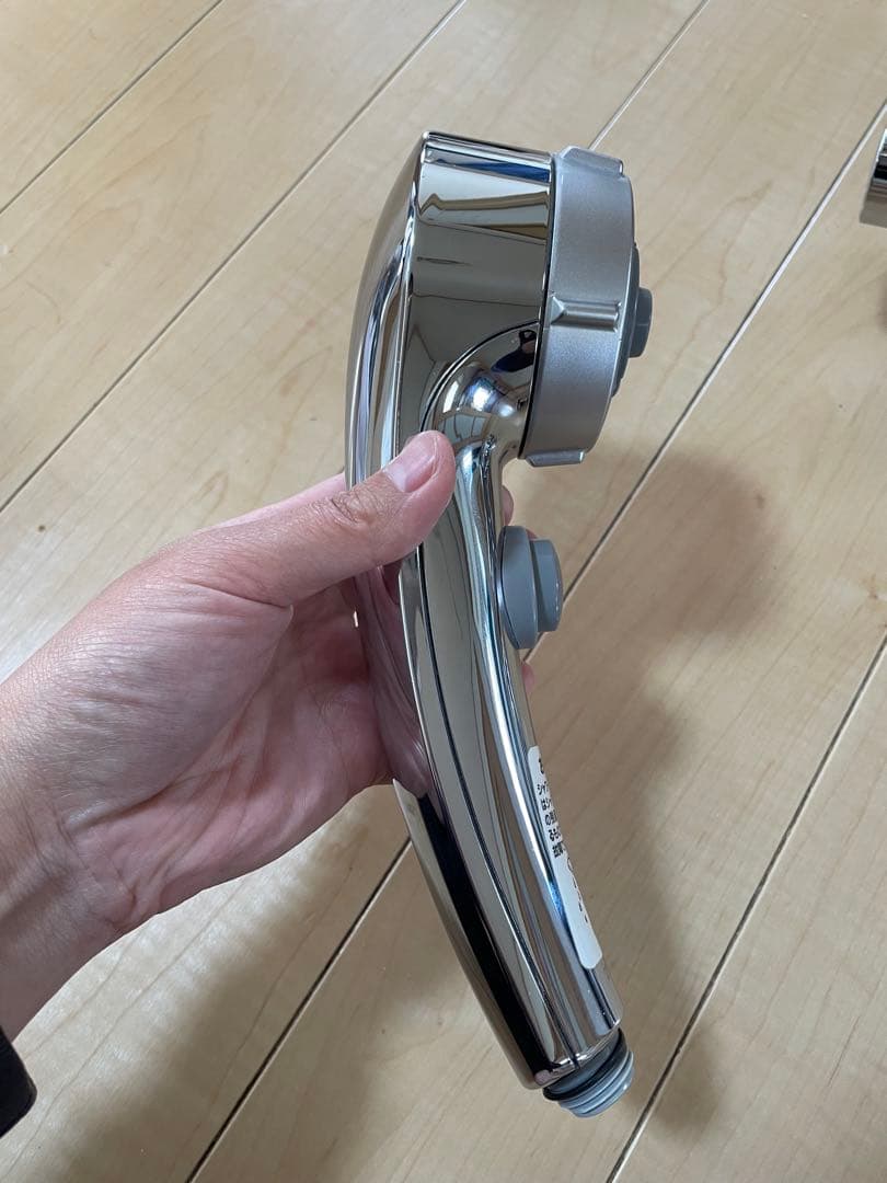 メタル製シャワーヘッド シルバーTOTO