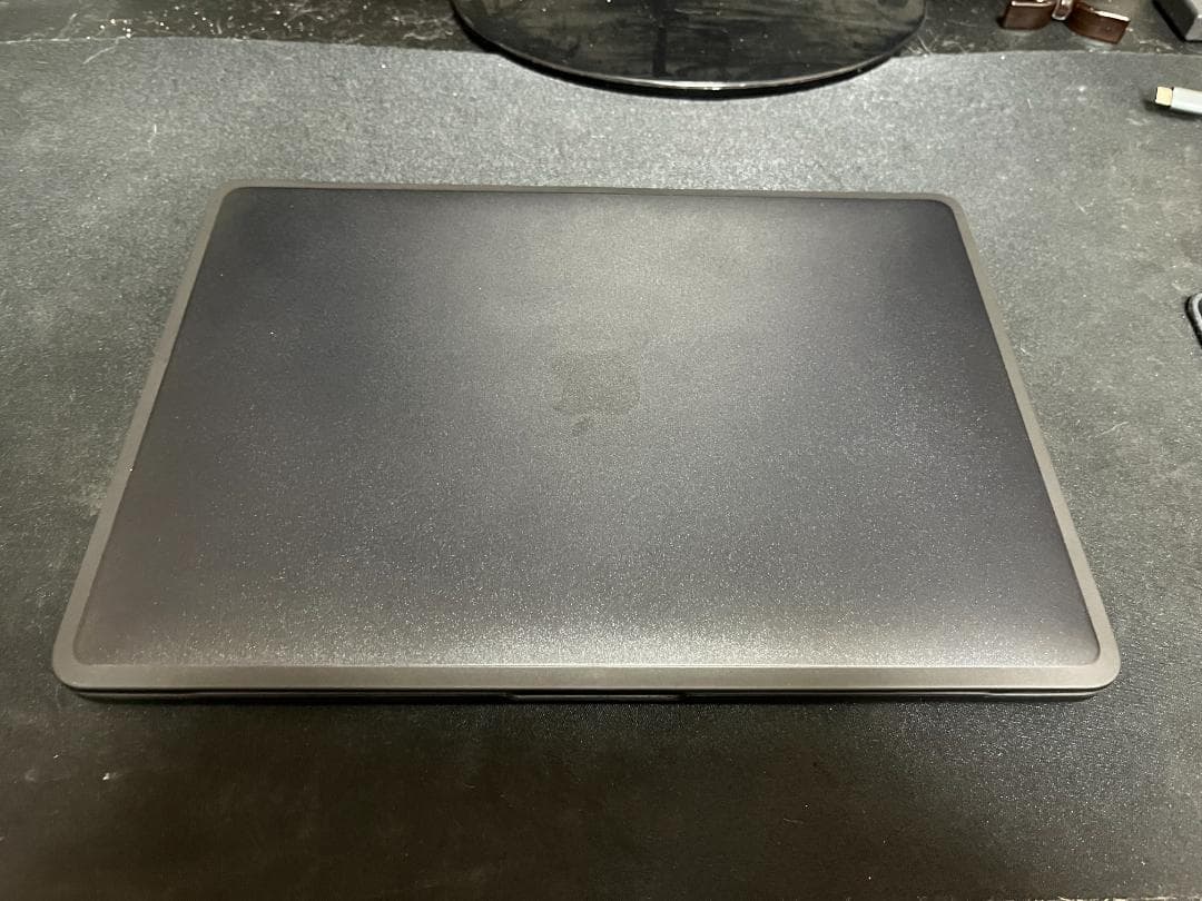 MacBook Pro 13インチ 2020 i7 32GB 2TB 美品