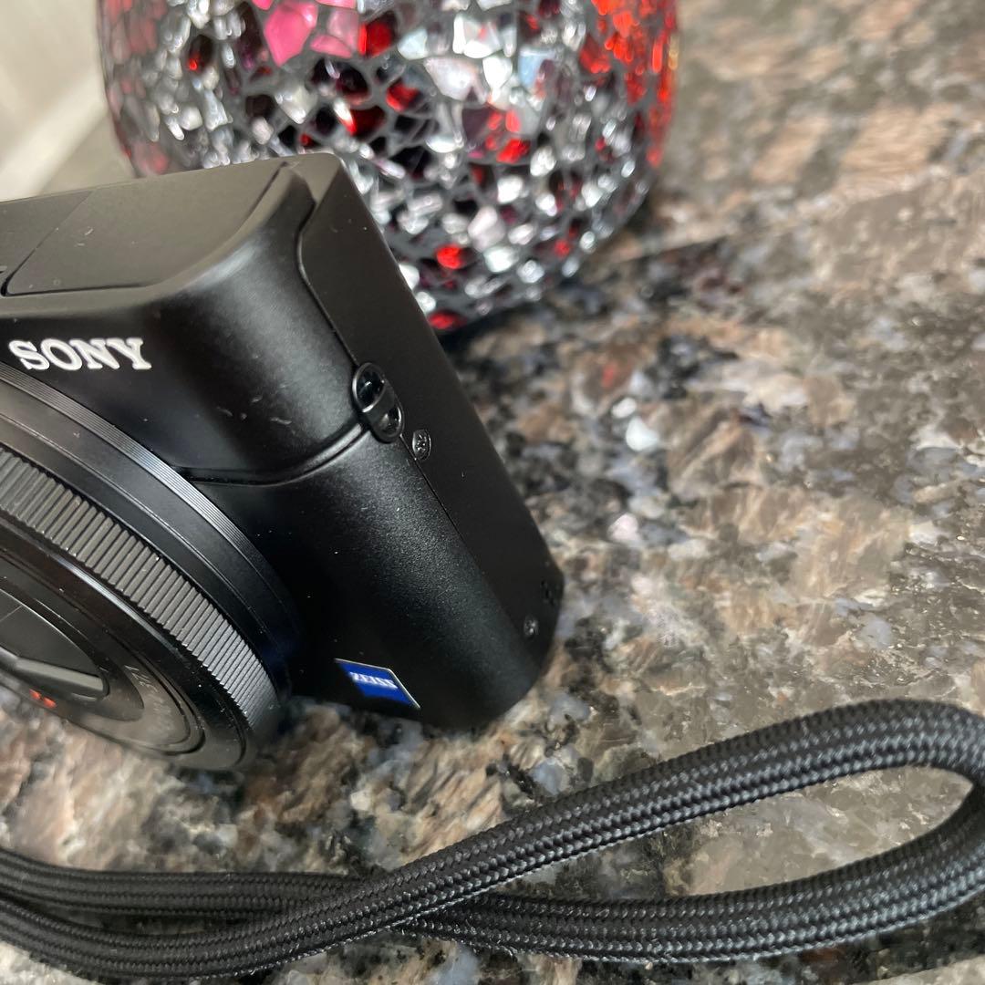本日限定価格　美品　Sony Cyber-shot DSC-RX100 デジカメ