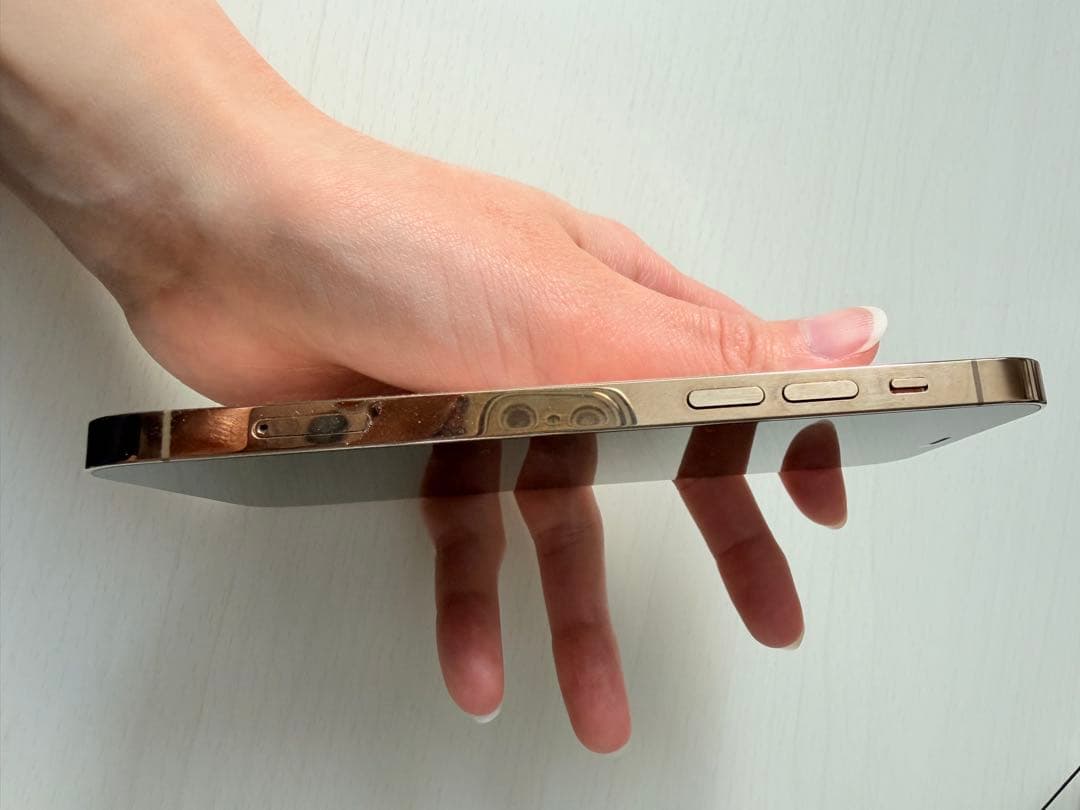 【極美品】iPhone 12 pro ゴールド 256GB 箱付き　即日発送