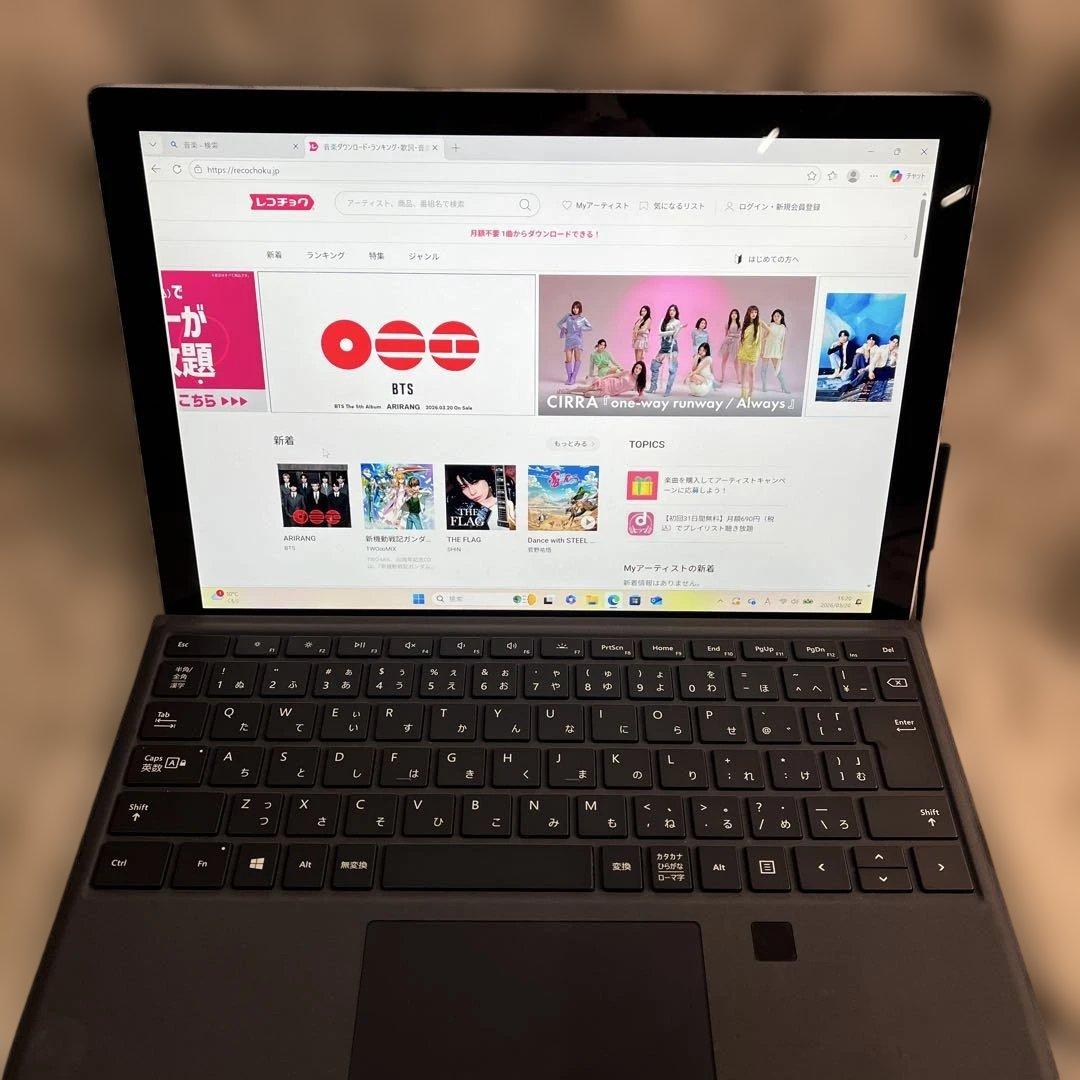 Surface Pro 5 Core i5-7300U 12.3インチ