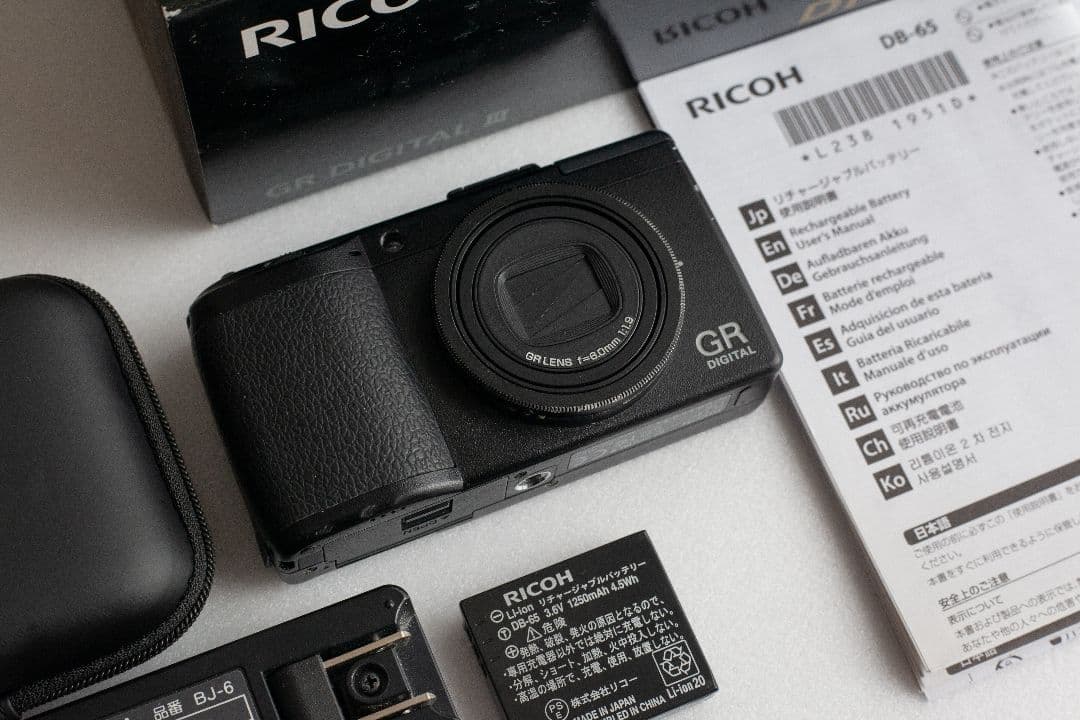 RICOH GR DIGITAL iii　ショット数2828回