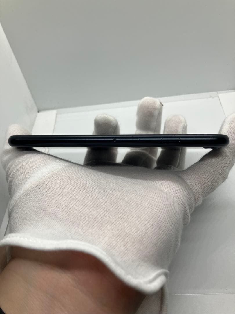 美品 バッテリー100% iPhone SE (第3世代) 64GB