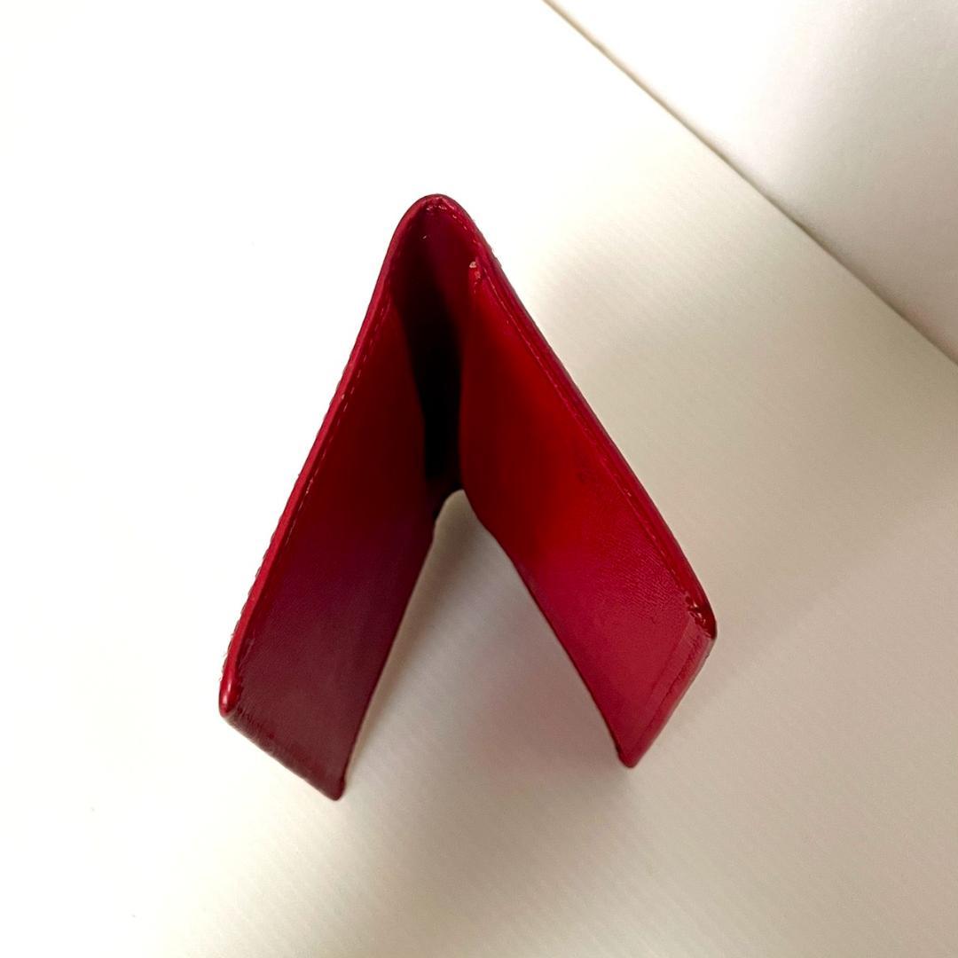 Louis Vuitton ヴィトン エピ ポルト 2 カルト ヴェルティカル