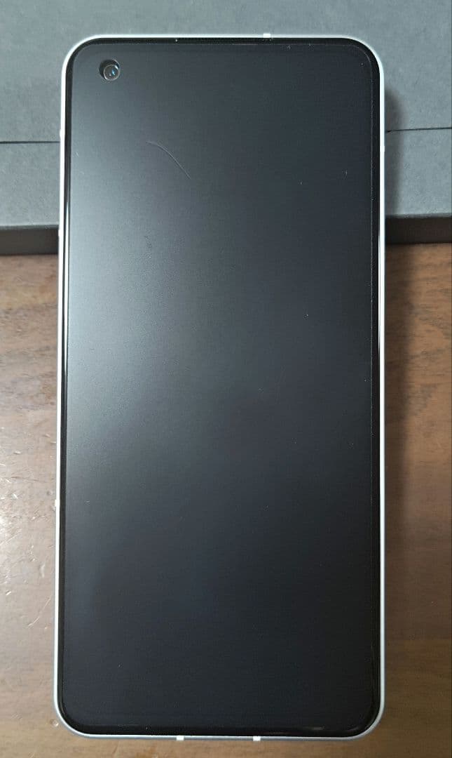 ASUS／Zenfone 9【8GB／128GB】ムーンライトホワイト