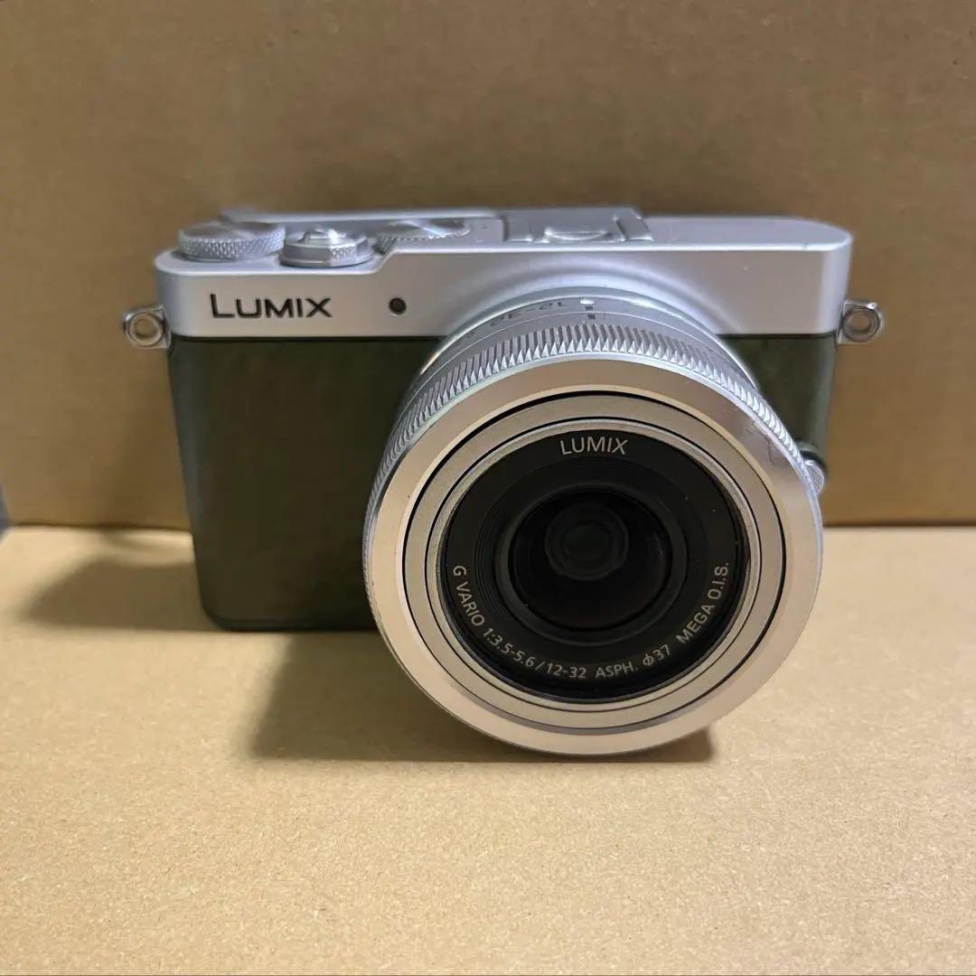 パナ　DMC-GM5 グリーンキットレンズ+おまけレンズ【中古】