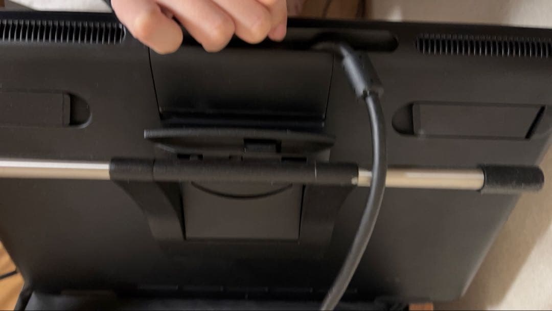 Wacom Cintiq16 液晶ペンタブレット本体＋プロペン2調整可スタンド付