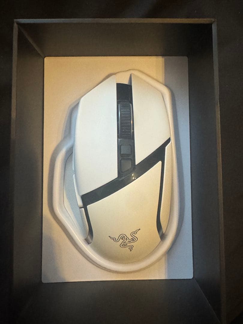 Razer Basilisk V3 Pro ホワイト