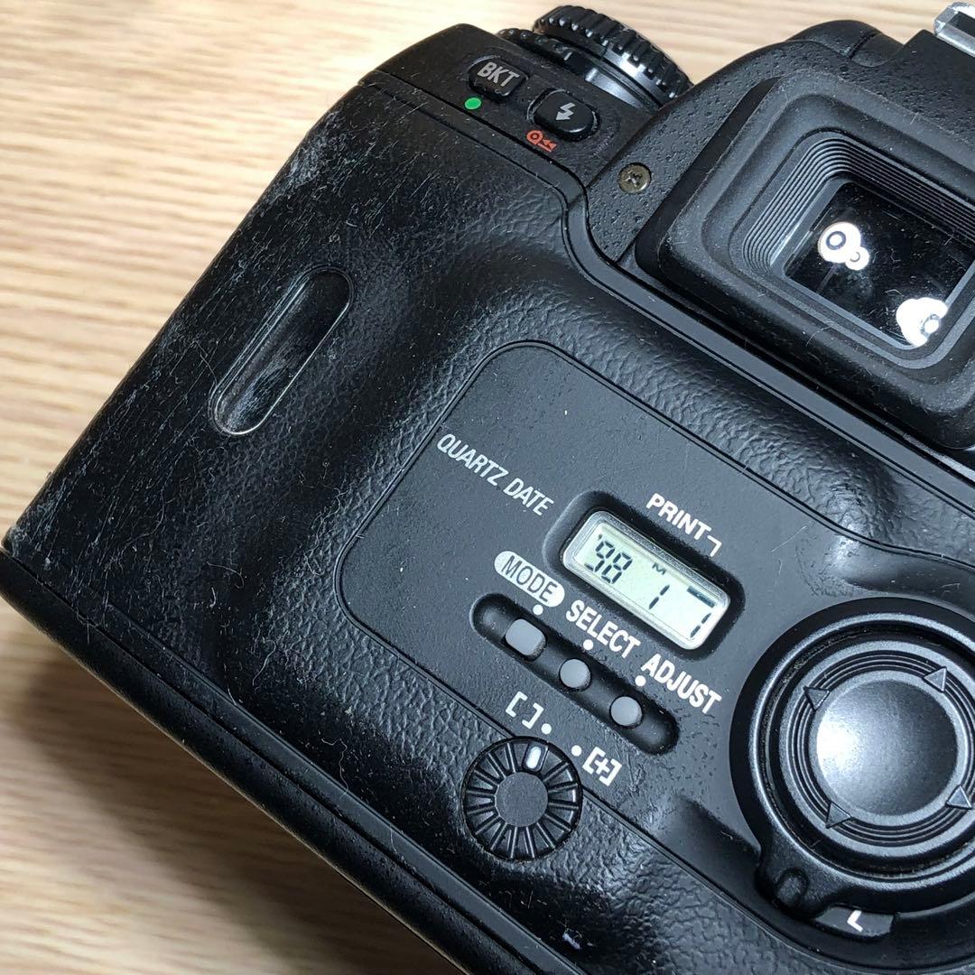 Nikon F80D フィルム一眼レフカメラ