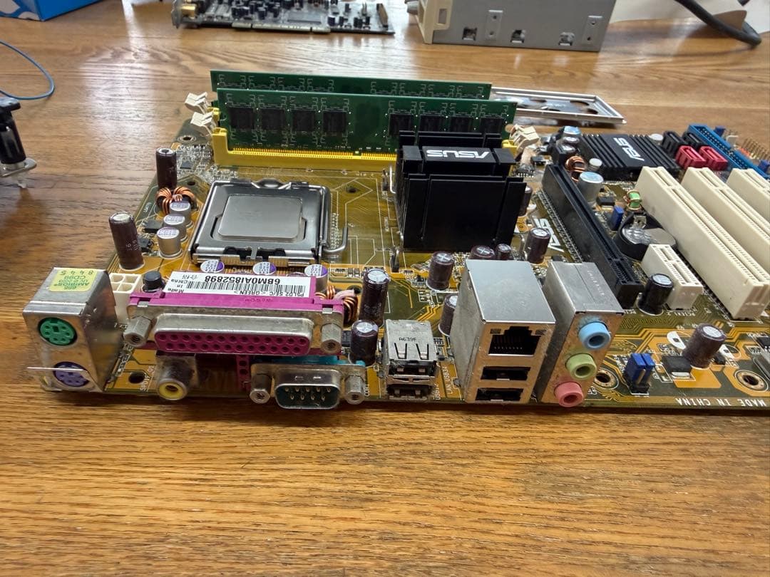 ASUS LGA775 マザーボード、CPU純正ファン、メモリセット(ジャンク)