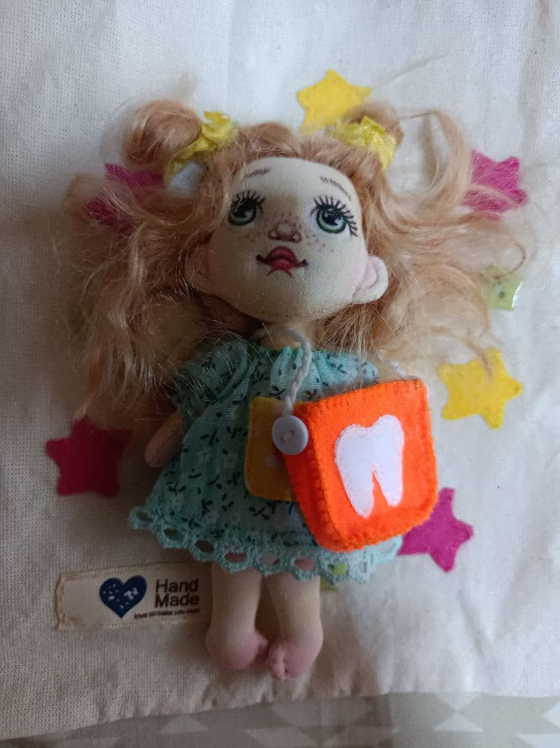 ロシア作家様 布人形創作人形 ハンドメイド 歯の妖精