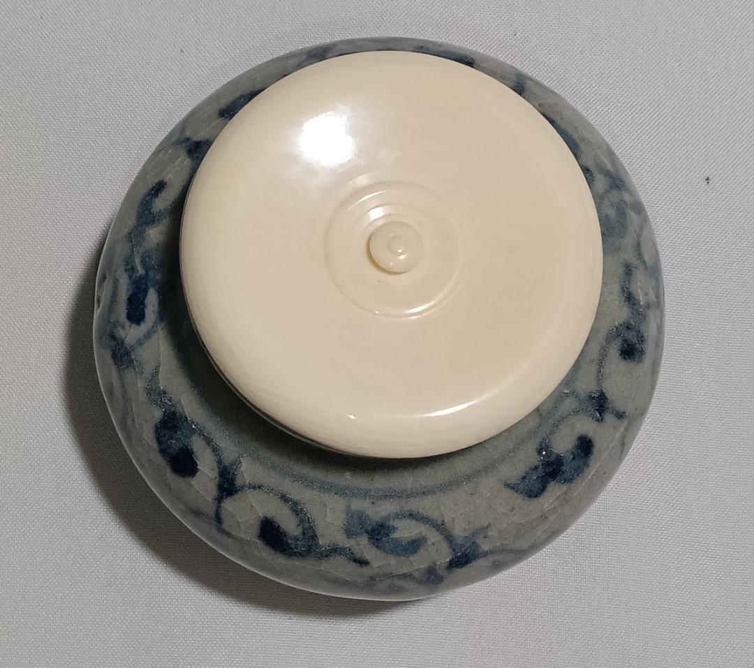 茶道具　安南茶入　安南染付唐草文茶入　繧繝双鳥華紋錦仕覆付　仕立桐箱　美品！！