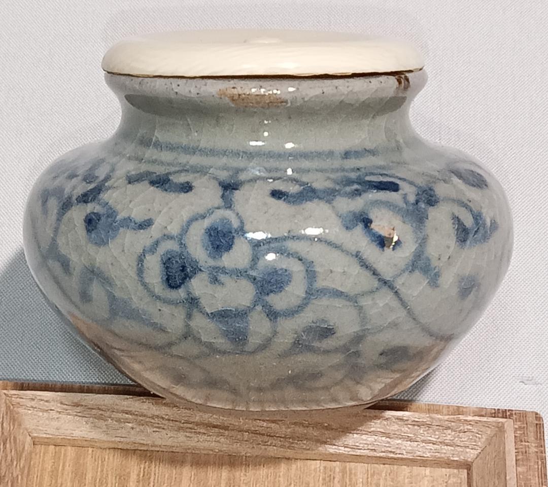 茶道具　安南茶入　安南染付唐草文茶入　繧繝双鳥華紋錦仕覆付　仕立桐箱　美品！！