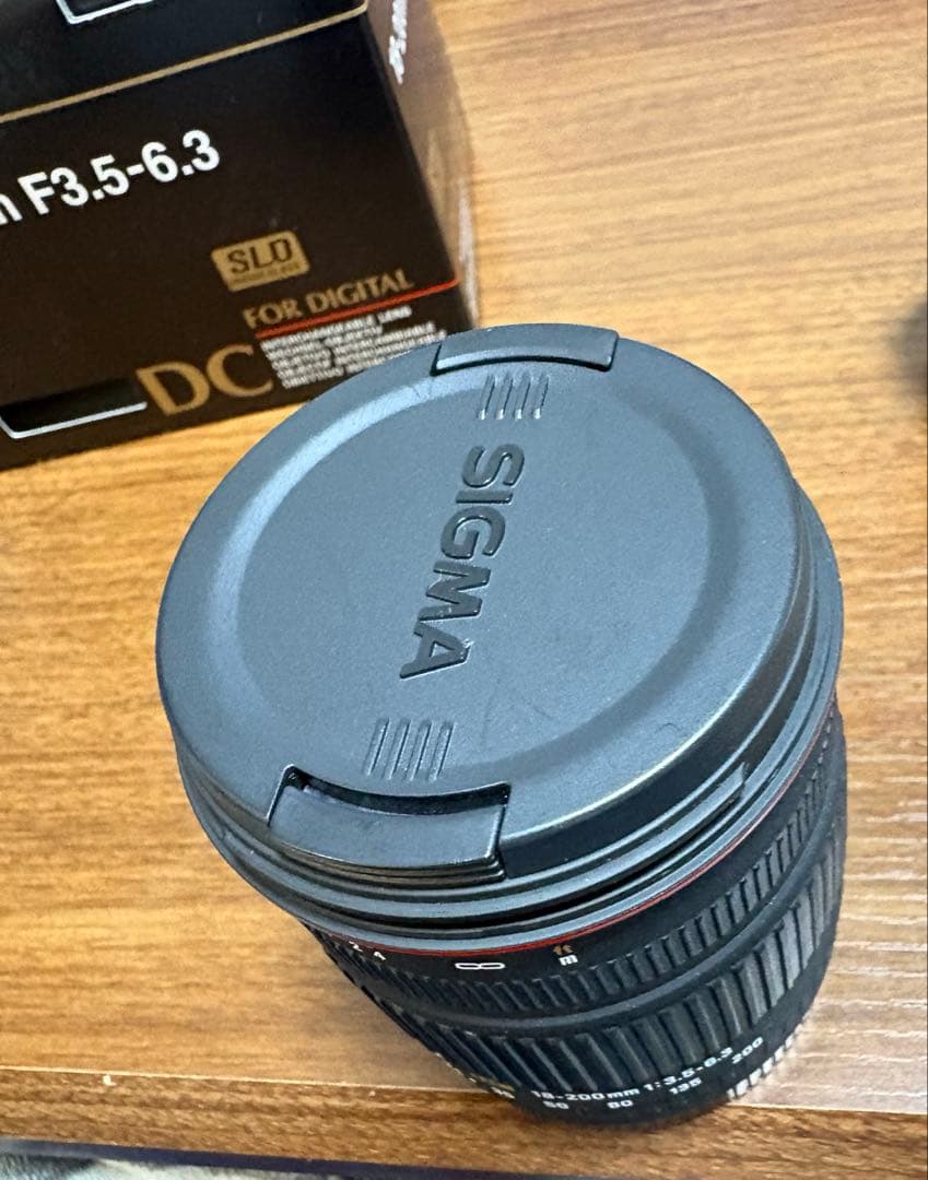 シグマ 18-200mm F3.5-6.3 DCキヤノン用