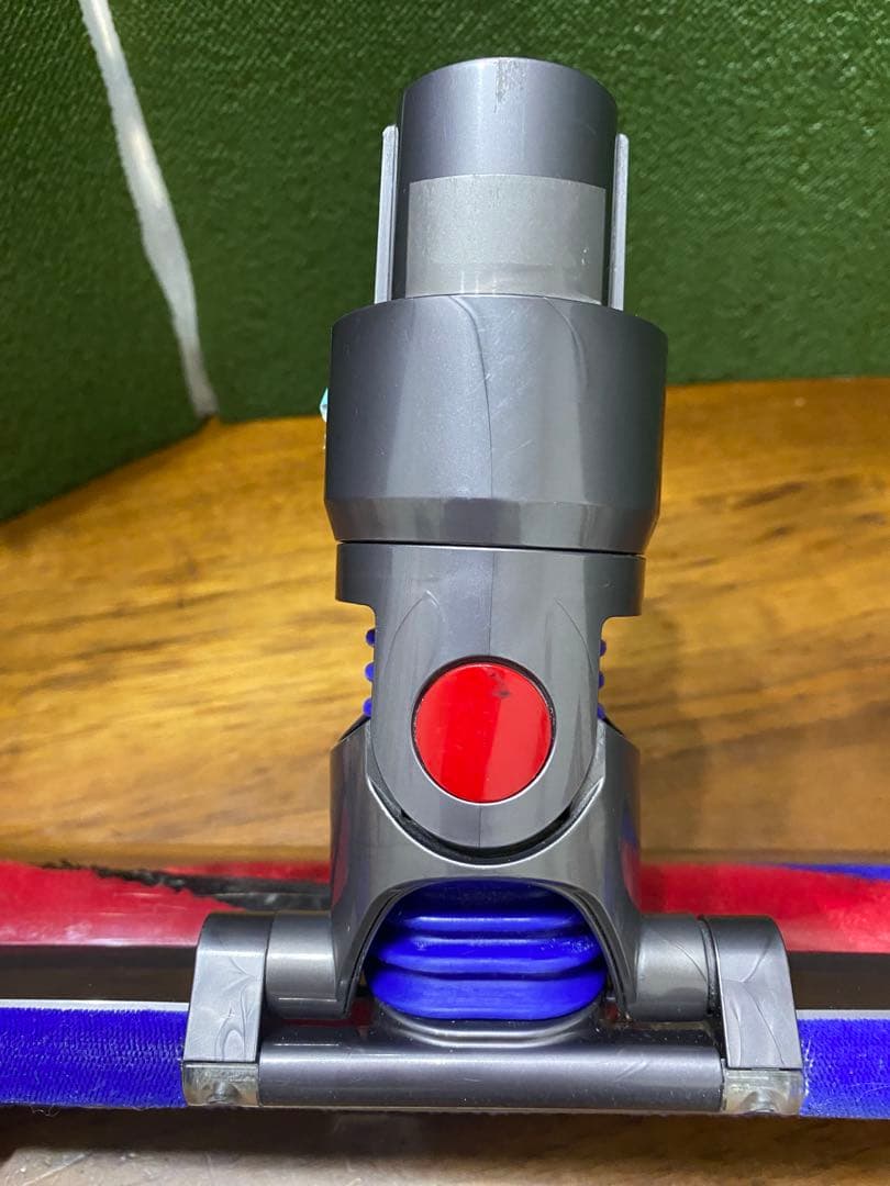 【美品】ダイソン dyson V8 slimソフトローラークリーナーヘッド